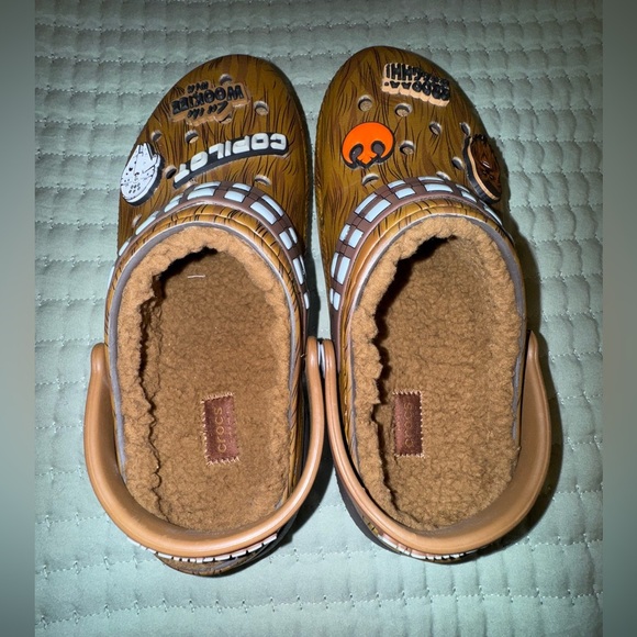 Crocs Star Wars Chewbacca Themed Clogs with Fur Lining. Size kids 4 NWOT. - Picture 6 of 10